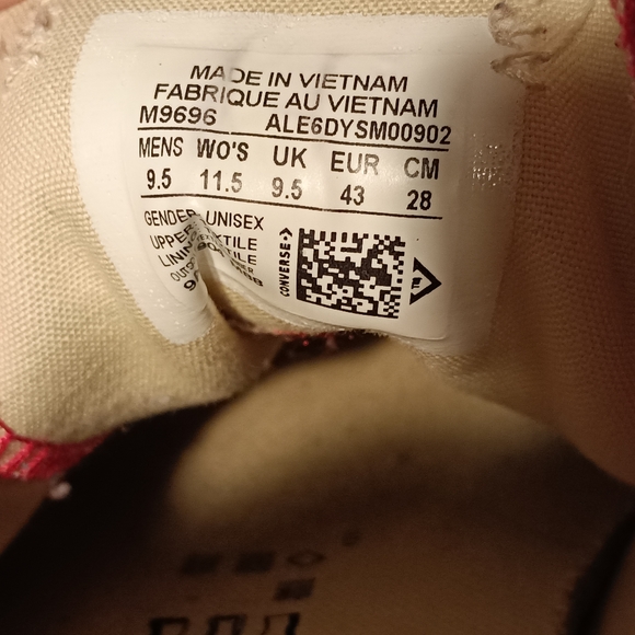 Converse All Star sneakers color red size 9.5 in men's and 11.5 womens - Picture 2 of 3